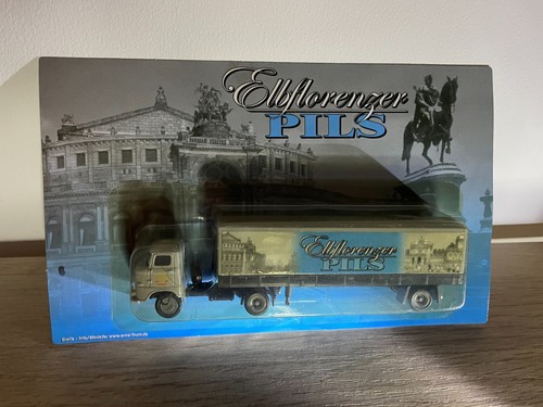 Camion miniature publicitaire
