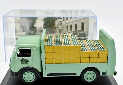 Miniature voiture van lion - miniature,